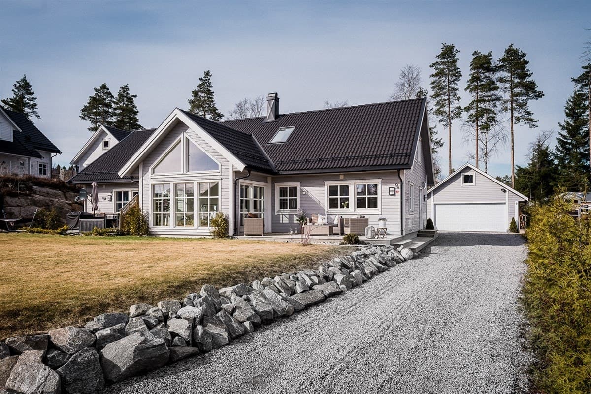 Ny enebolig med tilbygg og frittstående dobbelgarasje, Vestby